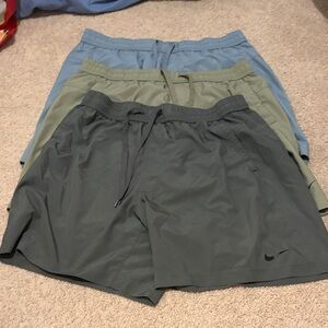 Nike Men's Gray, Blue, and Green Shorts